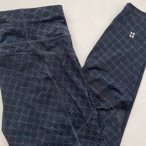 Sweaty Betty 7/8 leggings-Medium